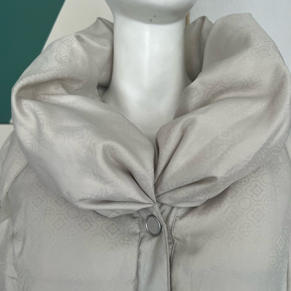 Off White Laundry Puffer Jacket Small - image 4